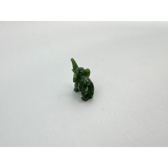 Miniature Hand-Carved Green Jade Elephant Figurine Bead - Picture 3 of 8